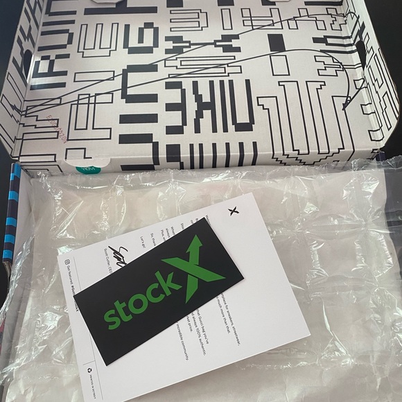 brand new kyrie 6 90s - Picture 6 of 7